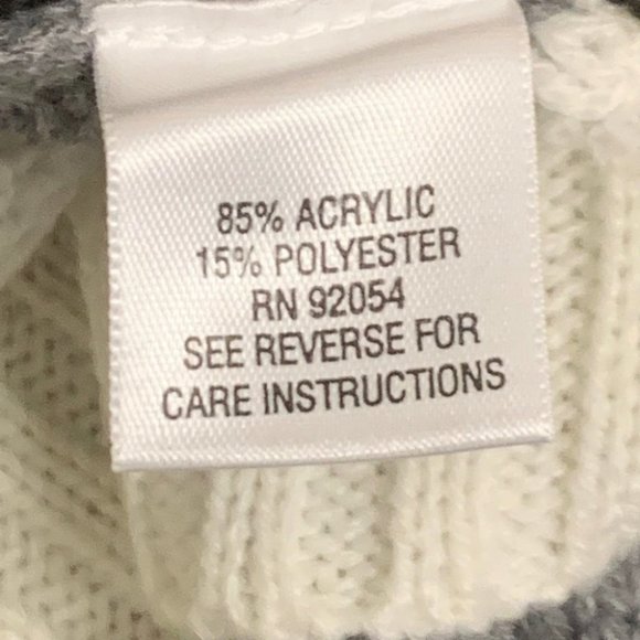 Women’s Carolyn Taylor Dog Christmas Sweater - Picture 6 of 7